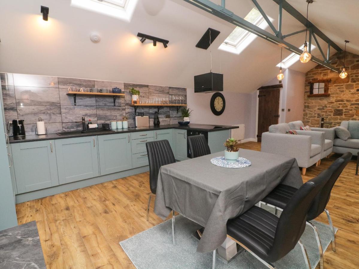 Вилла Darrowby Barn Скиптон Экстерьер фото